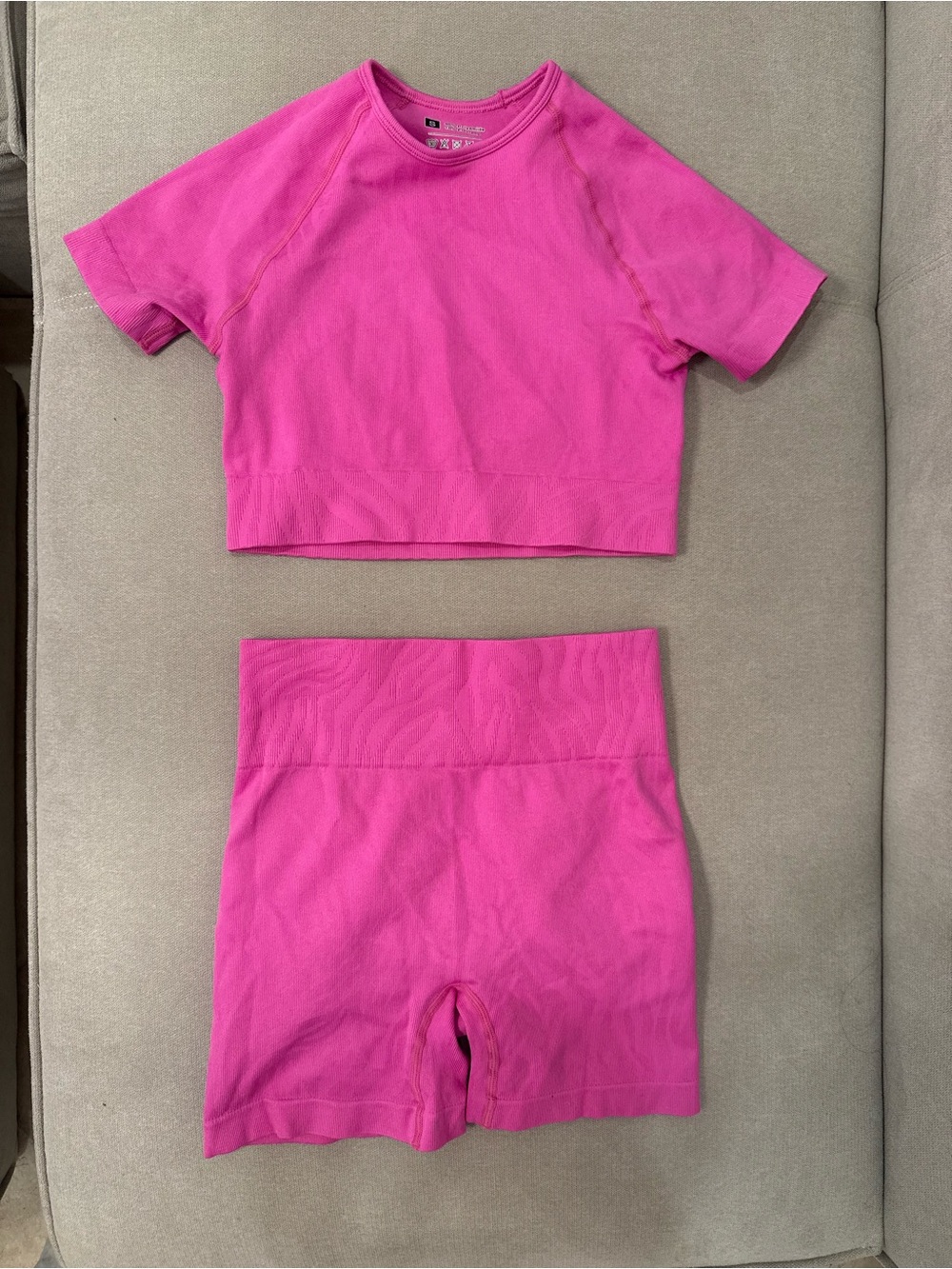 Hot Pink Cheetah Shein Seamless Women’s Workout Top & High-Waist Bike Shorts Set
